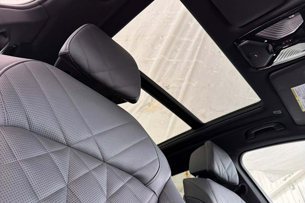 Thumbnail: 2025 BMW X5 - 22