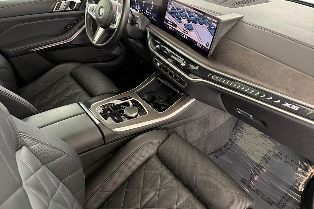 Thumbnail: 2025 BMW X5 - 12