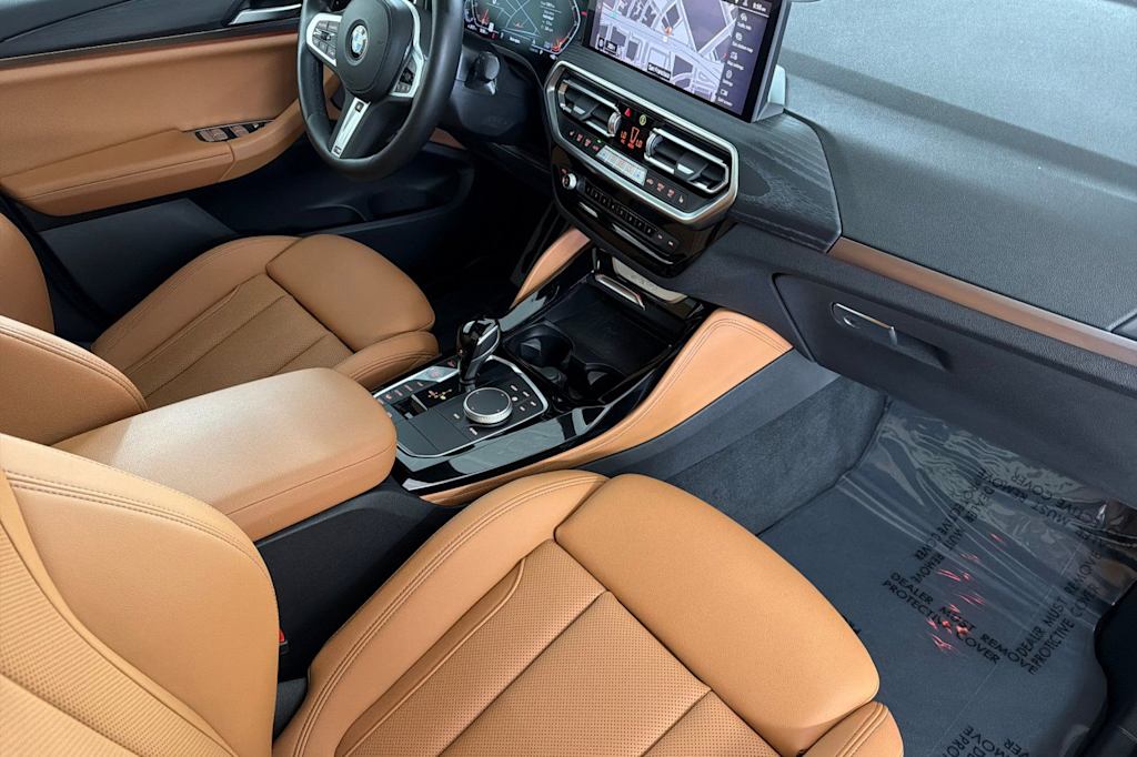 Thumbnail: 2023 BMW X4 - 12