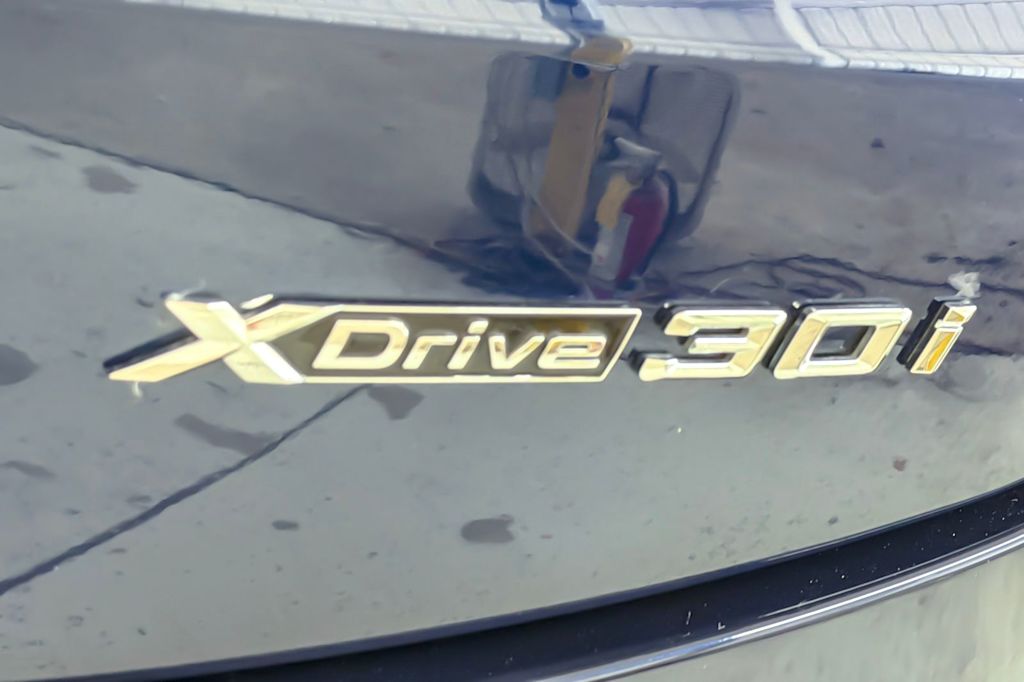Thumbnail: 2023 BMW X4 - 7