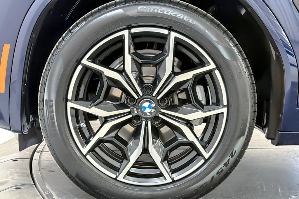Thumbnail: 2023 BMW X4 - 8