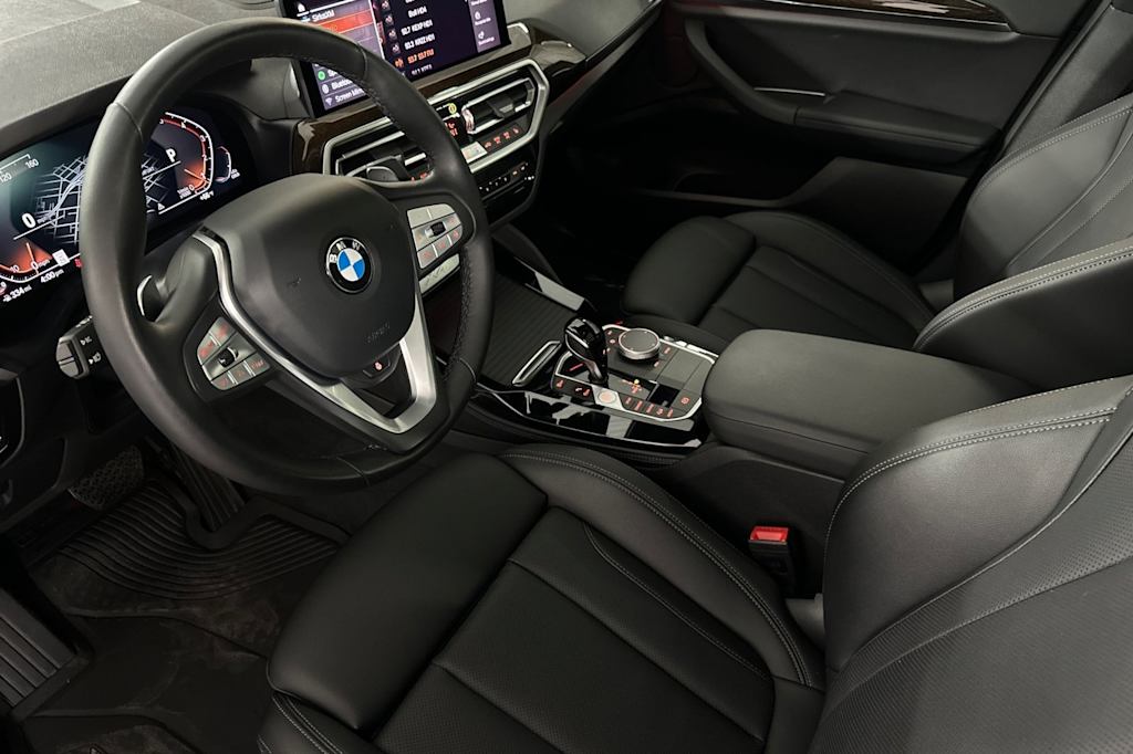 2022 BMW X4 xDrive30i 8