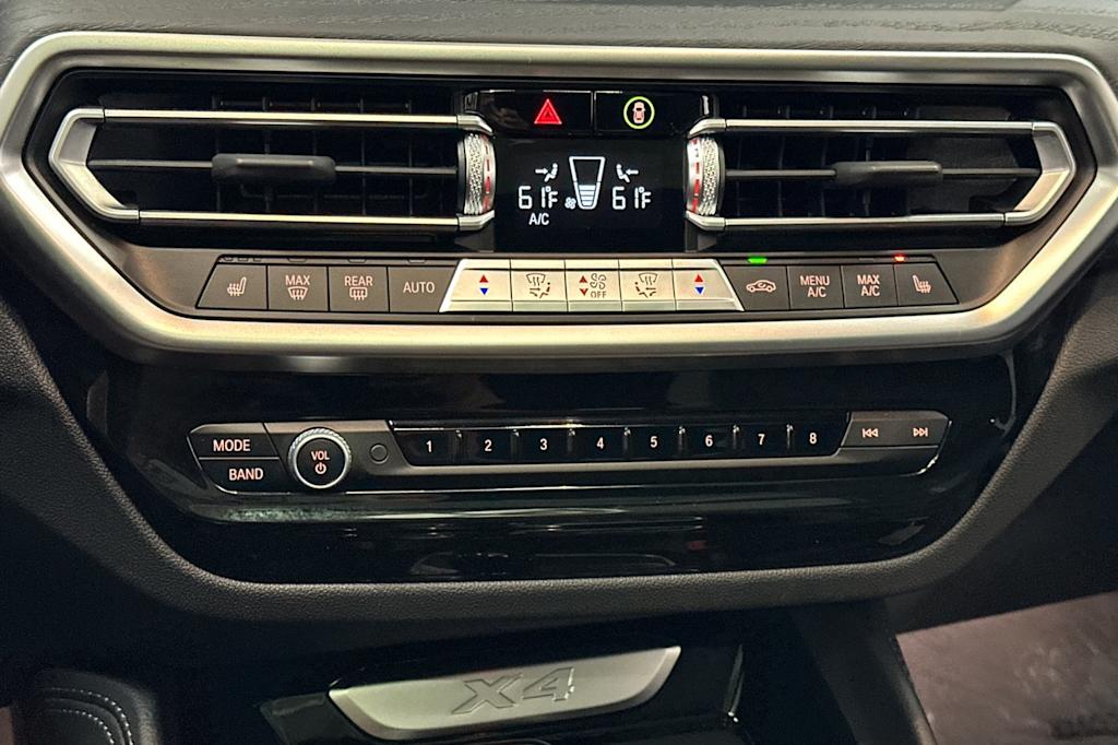 Thumbnail: 2023 BMW X4 - 26