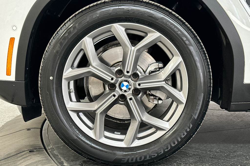 2023 BMW X4 xDrive30i 7