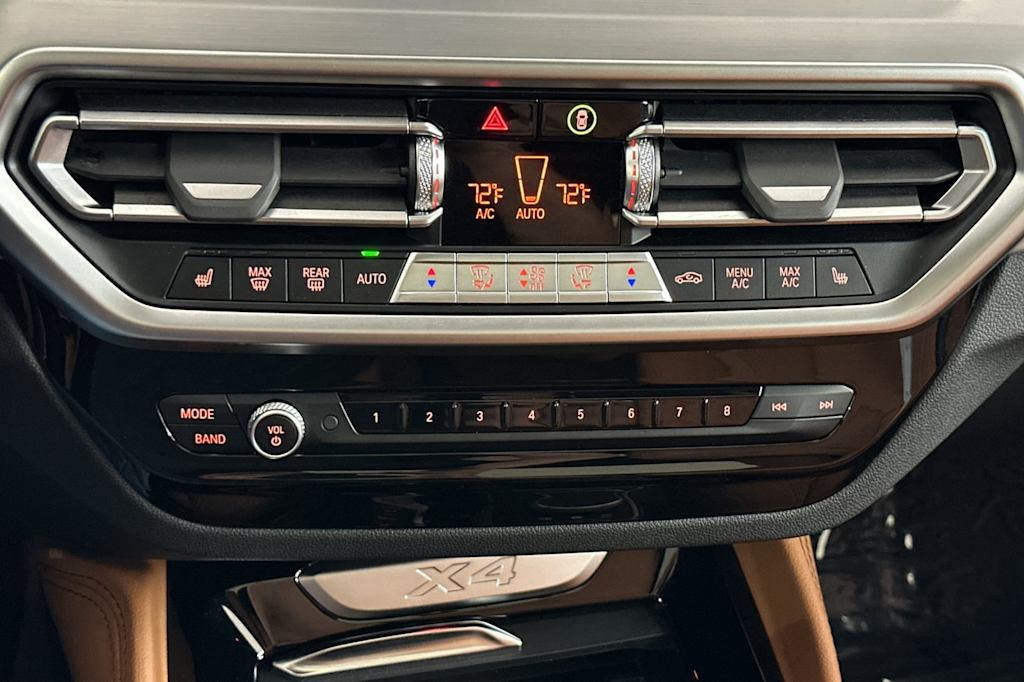 2023 BMW X4 xDrive30i 24