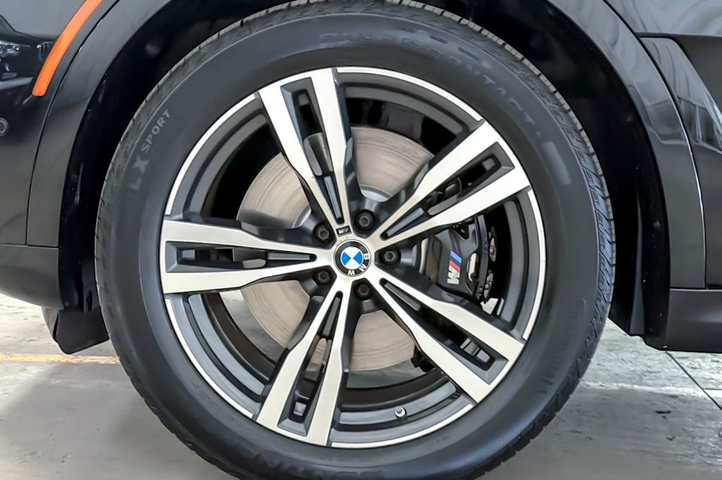 Thumbnail: 2024 BMW X7 - 8