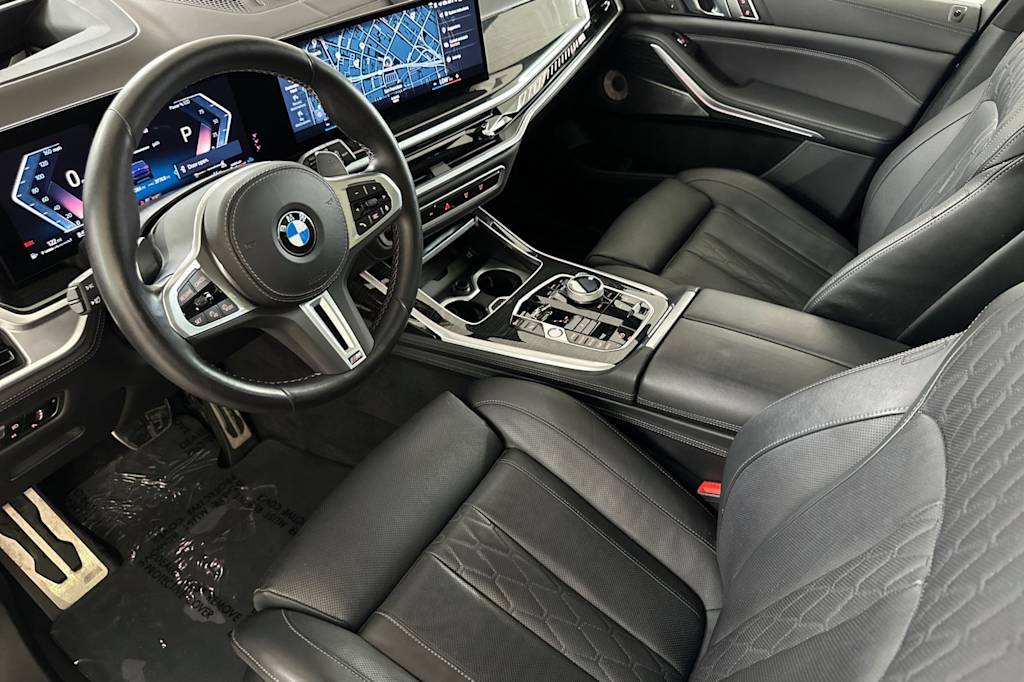 Thumbnail: 2023 BMW X7 - 11