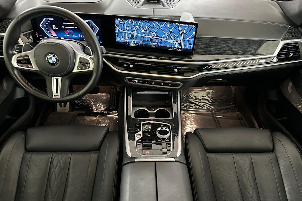 Thumbnail: 2023 BMW X7 - 2