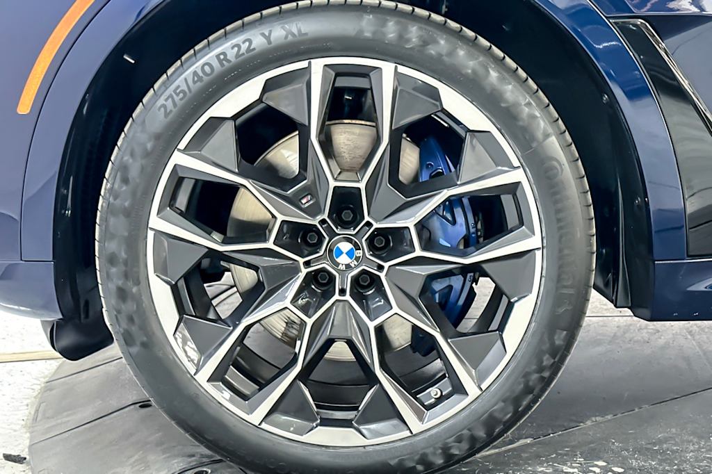 Thumbnail: 2023 BMW X7 - 8