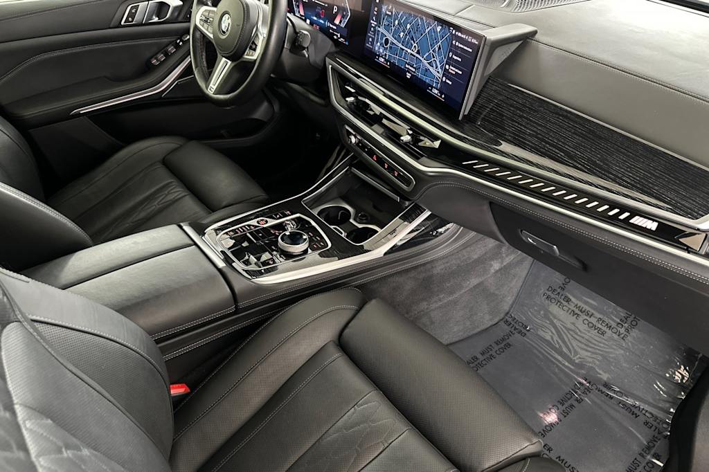 Thumbnail: 2023 BMW X7 - 13