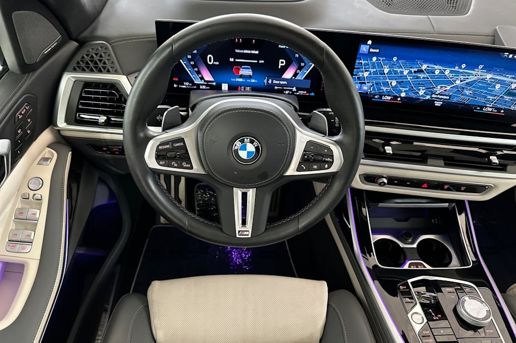 Thumbnail: 2023 BMW X7 - 10