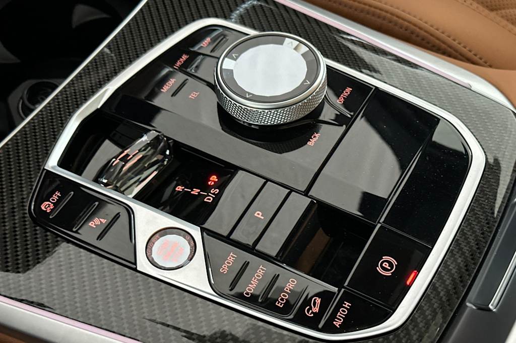 Thumbnail: 2024 BMW X5 - 14