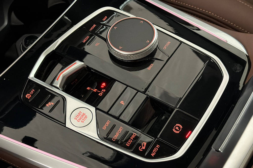 Thumbnail: 2024 BMW X5 - 14