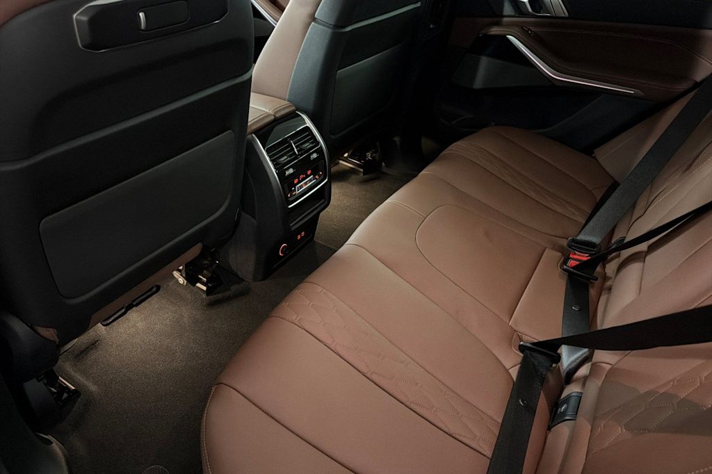 Thumbnail: 2024 BMW X5 - 11