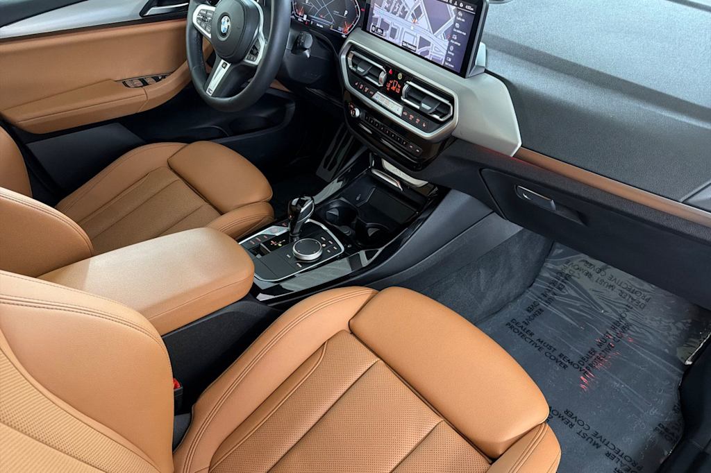 Thumbnail: 2022 BMW X3 - 12