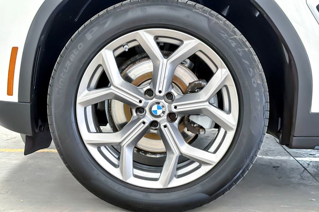 Thumbnail: 2023 BMW X3 - 8