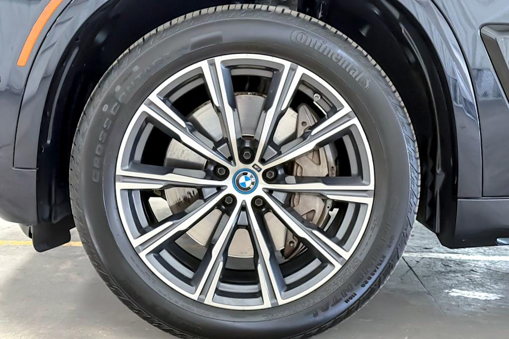 Thumbnail: 2024 BMW X5 - 8