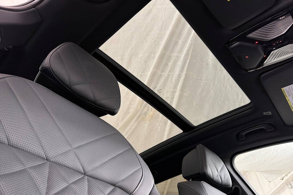 Thumbnail: 2024 BMW X5 - 23