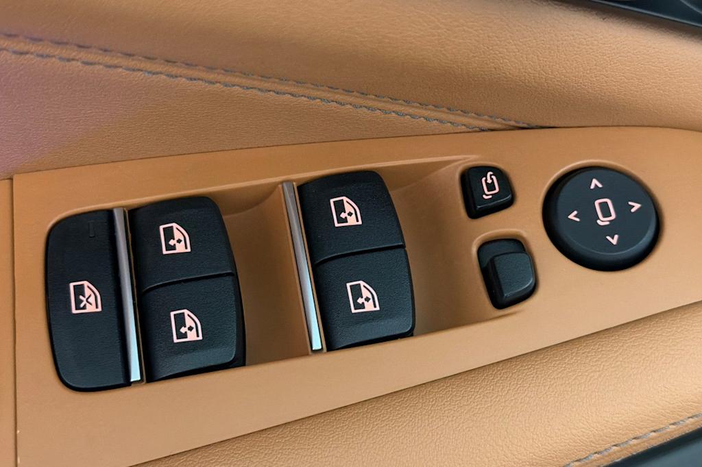 Thumbnail: 2024 BMW X5 - 21