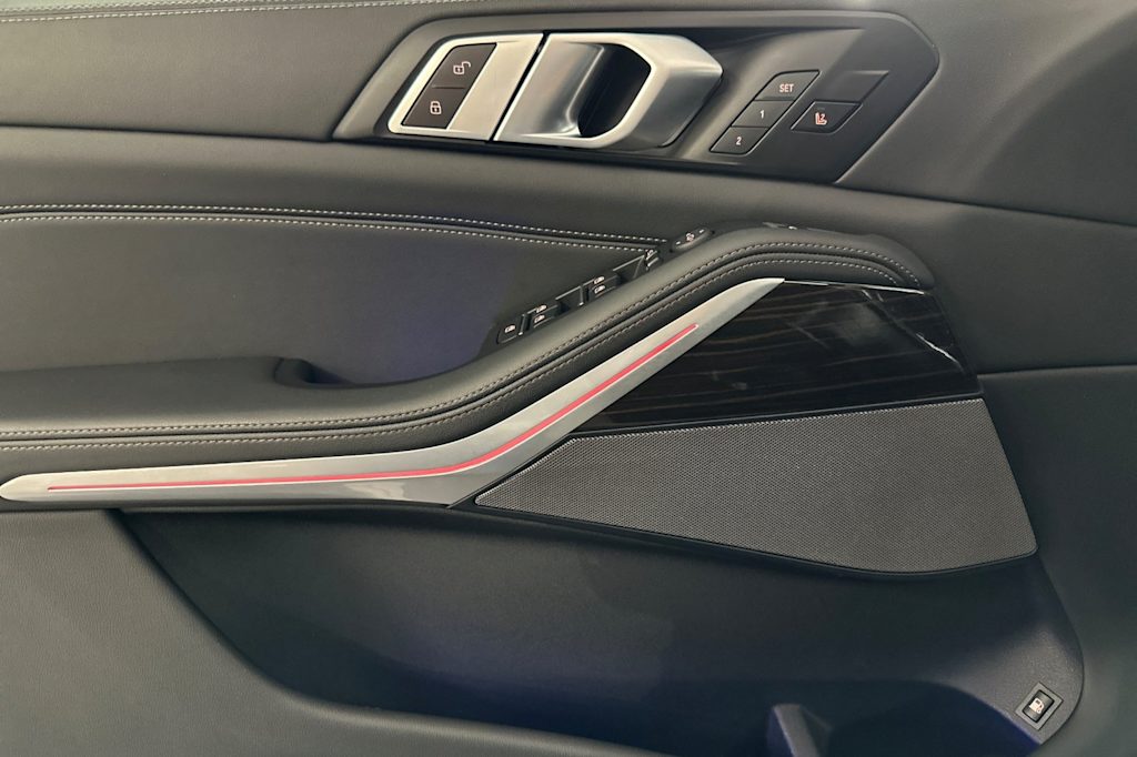 Thumbnail: 2024 BMW X5 - 21