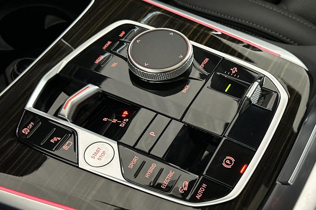 Thumbnail: 2024 BMW X5 - 8