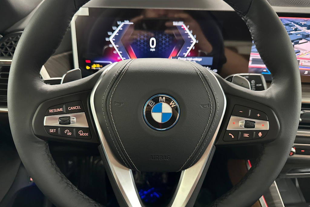 Thumbnail: 2026 BMW X5 - 27