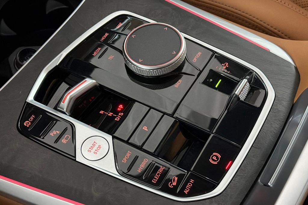 Thumbnail: 2024 BMW X5 - 14