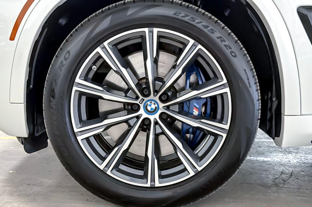 Thumbnail: 2024 BMW X5 - 8
