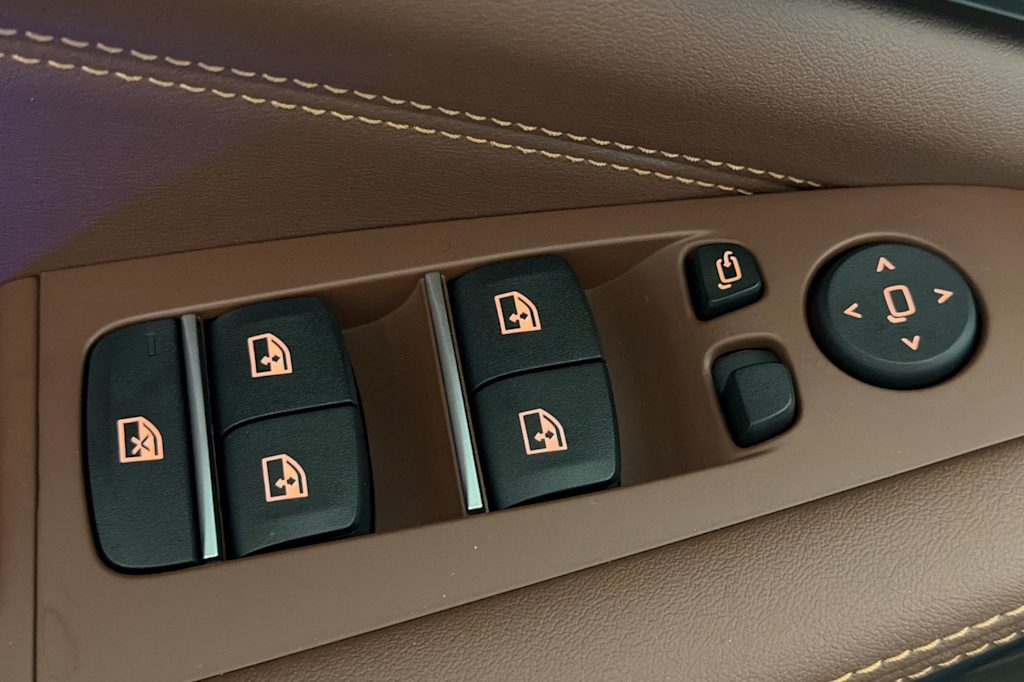 Thumbnail: 2026 BMW X5 - 20