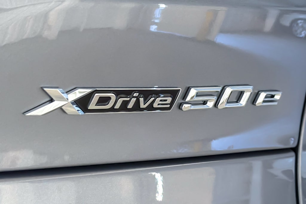 Thumbnail: 2026 BMW X5 - 27