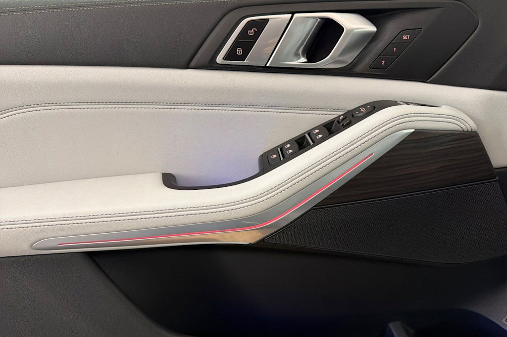 Thumbnail: 2024 BMW X5 - 21