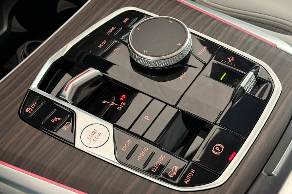 Thumbnail: 2024 BMW X5 - 9