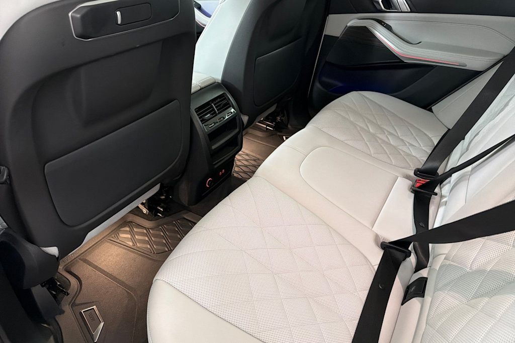 Thumbnail: 2024 BMW X5 - 12