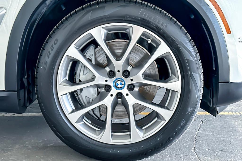 Thumbnail: 2025 BMW X5 - 28