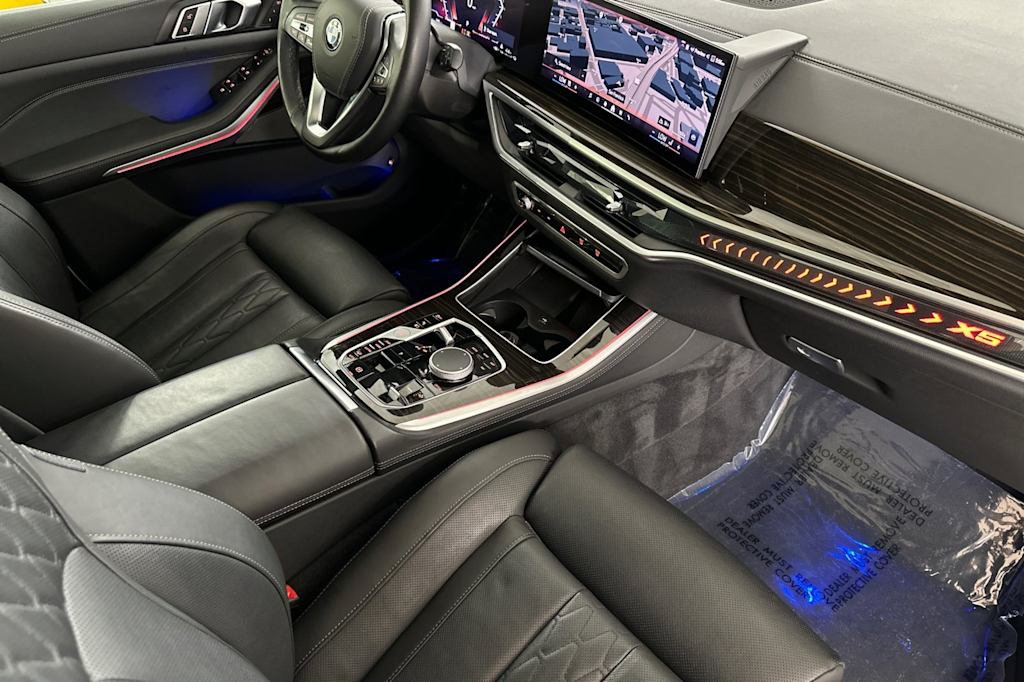 Thumbnail: 2025 BMW X5 - 12