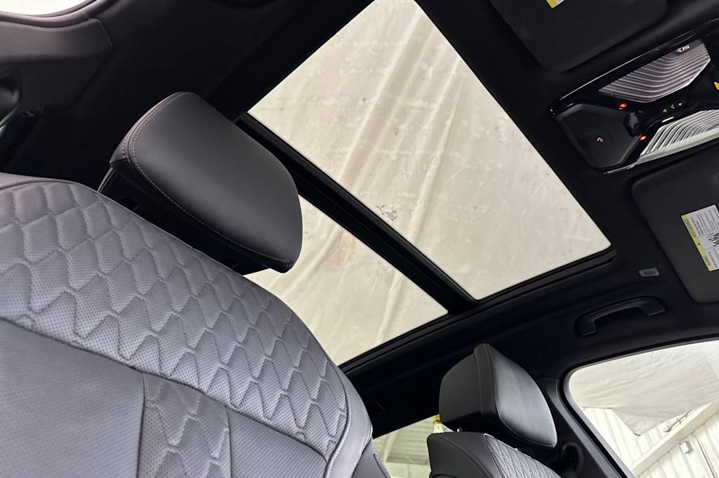 Thumbnail: 2025 BMW X5 - 21