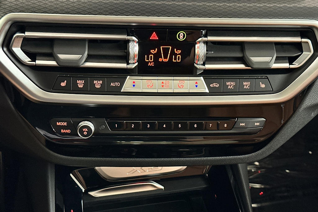 Thumbnail: 2022 BMW X3 - 26