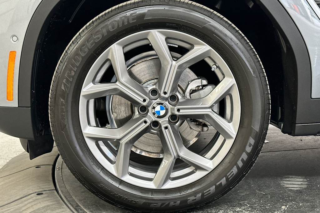 2024 BMW X3 xDrive30i 8