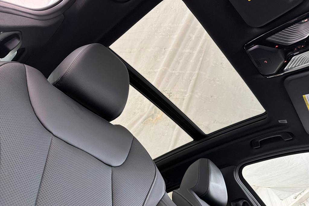 Thumbnail: 2024 BMW X3 - 23