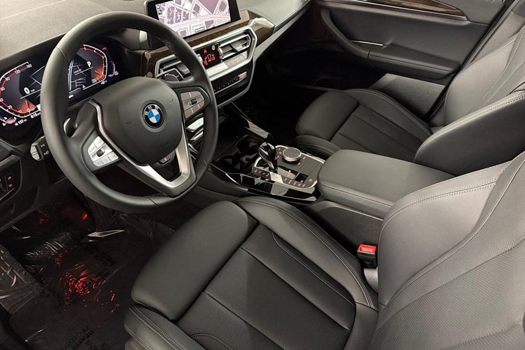 Thumbnail: 2024 BMW X3 - 10