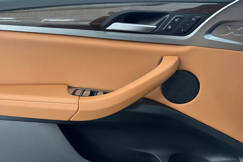 Thumbnail: 2023 BMW X3 - 21