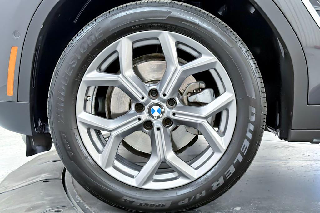 Thumbnail: 2023 BMW X3 - 8