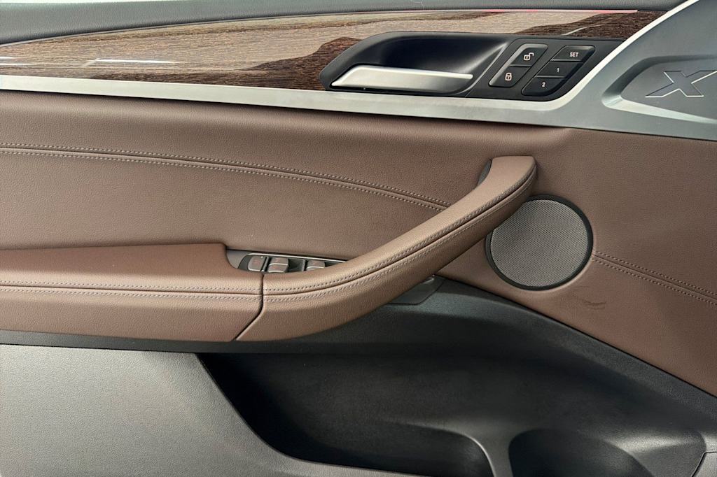 Thumbnail: 2023 BMW X3 - 21