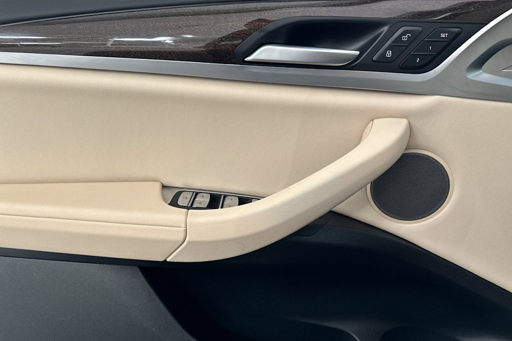 Thumbnail: 2023 BMW X3 - 21