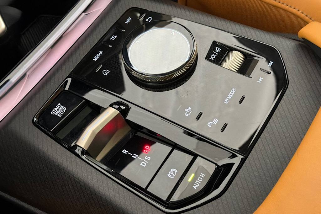 Thumbnail: 2025 BMW X3 - 14