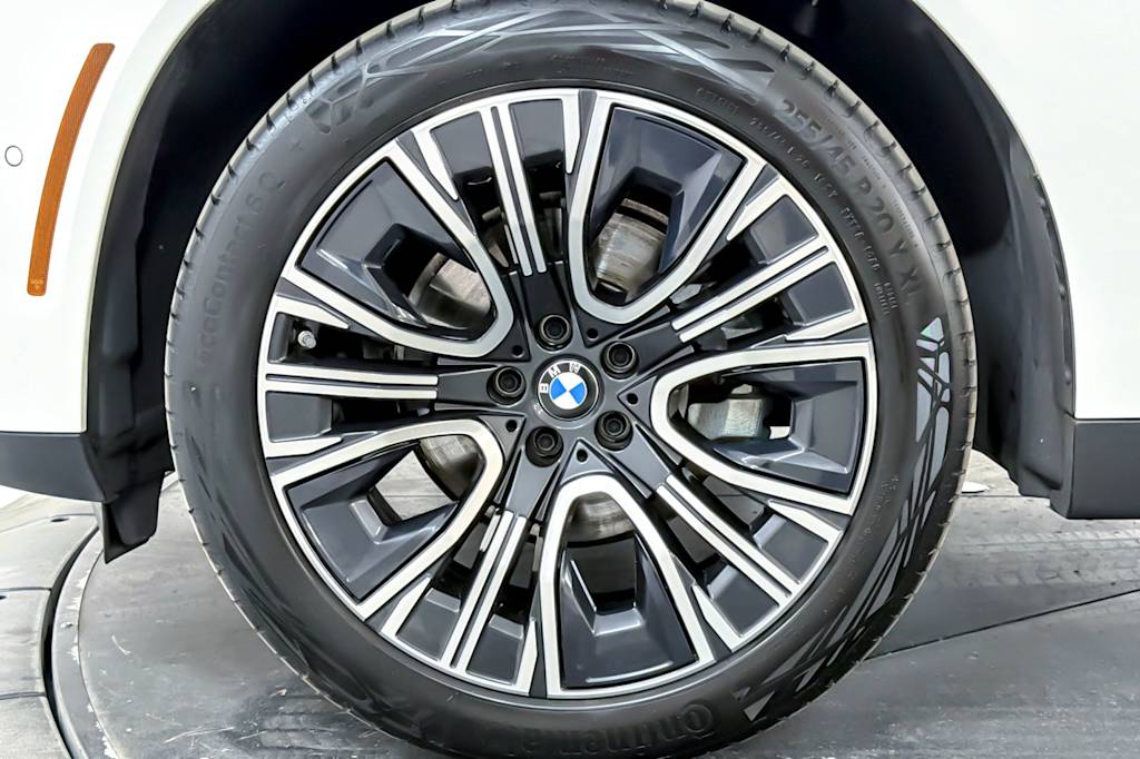 Thumbnail: 2025 BMW X3 - 8