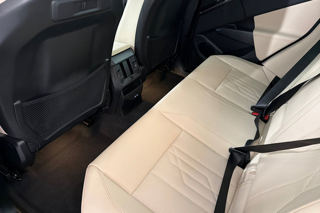 Thumbnail: 2026 BMW X3 - 11