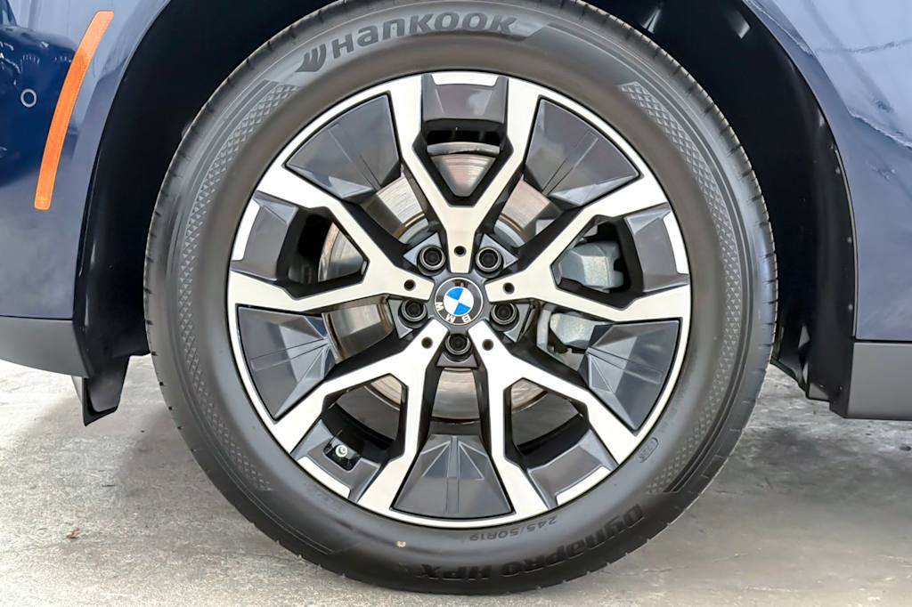 Thumbnail: 2026 BMW X3 - 8