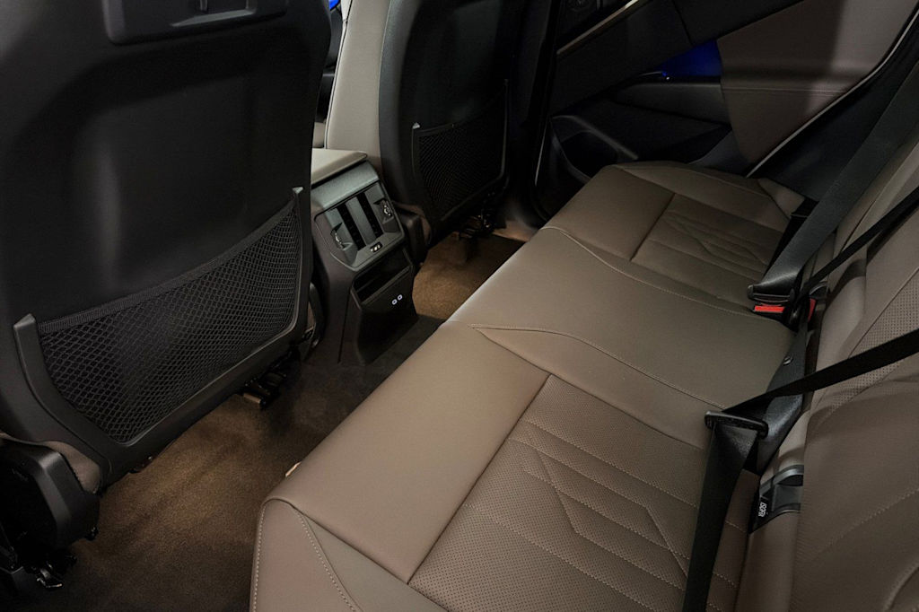 Thumbnail: 2025 BMW X3 - 11