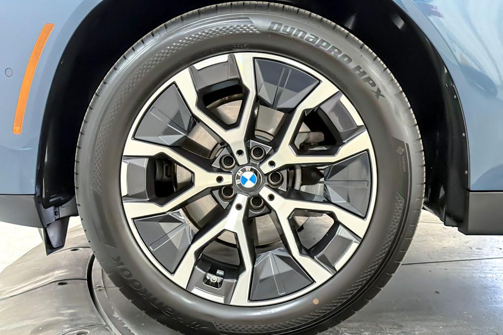 Thumbnail: 2026 BMW X3 - 8